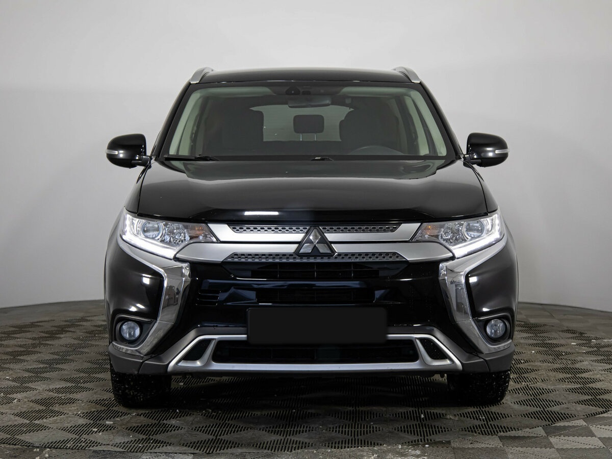 Купить Mitsubishi Outlander с пробегом. Фото: #1