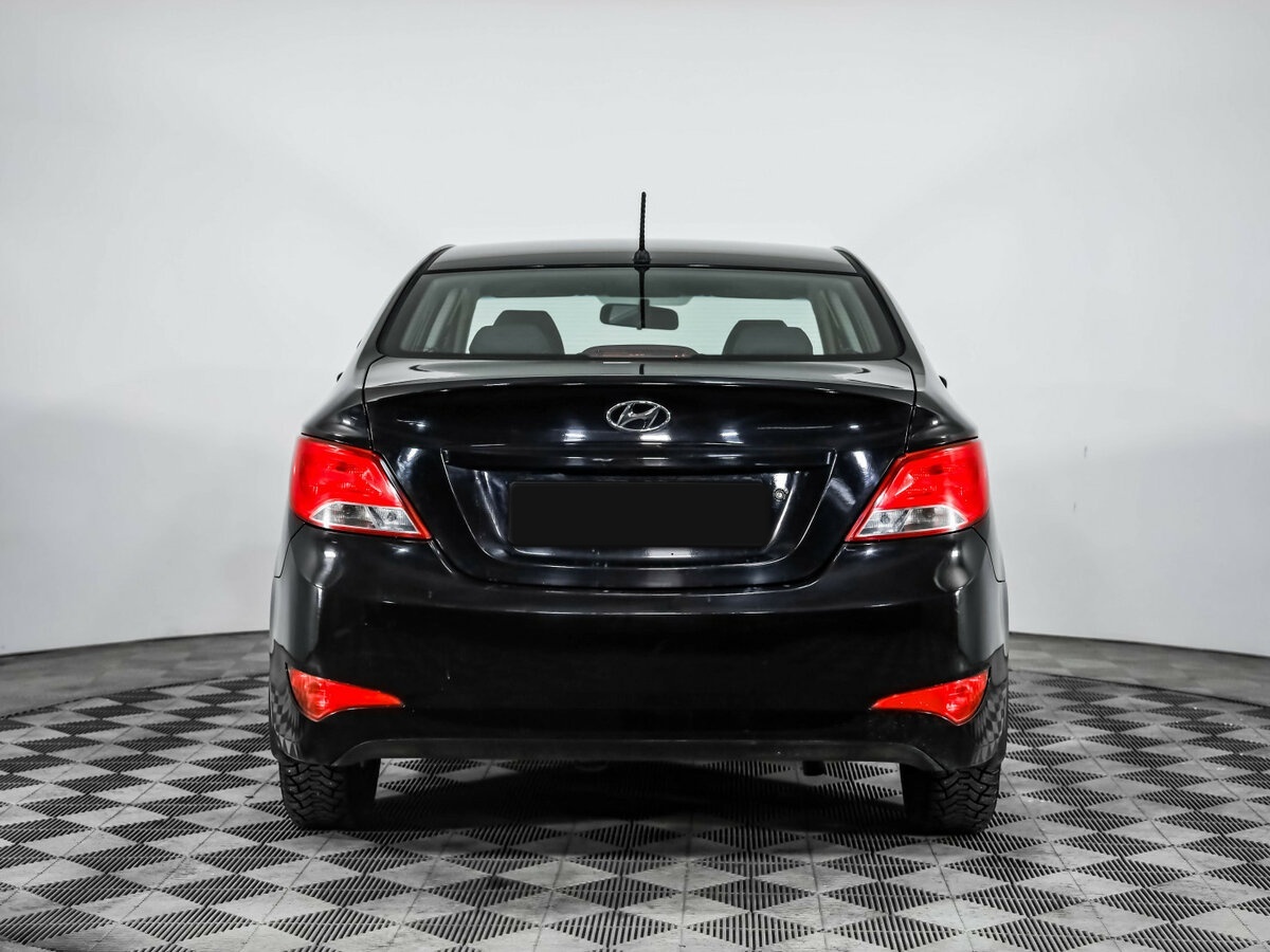 Купить Hyundai Solaris с пробегом. Фото: #5