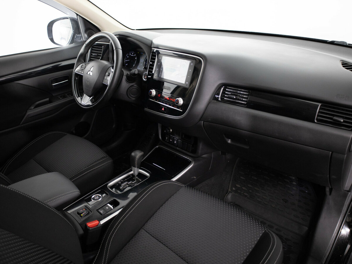 Купить Mitsubishi Outlander с пробегом. Фото: #6