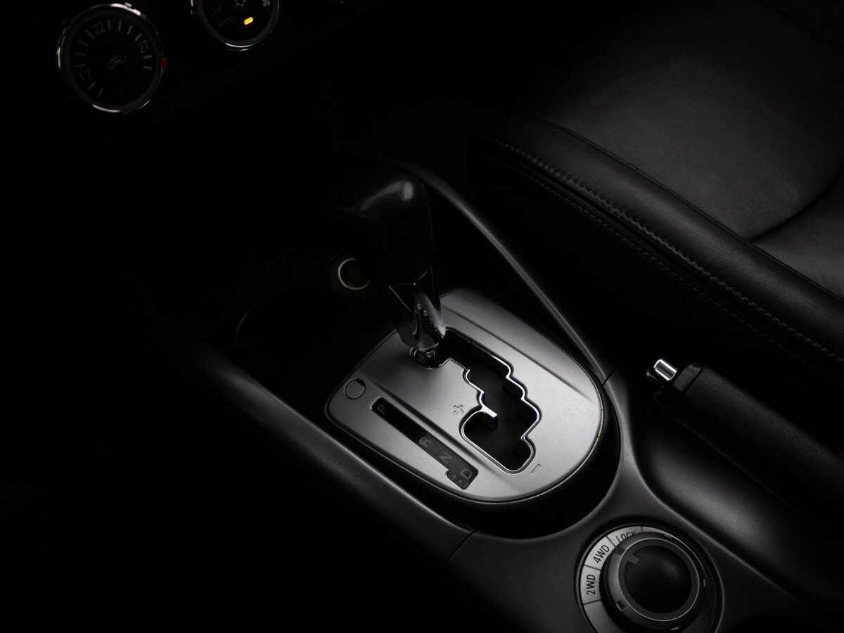 Купить Peugeot 4007 с пробегом. Фото: #8