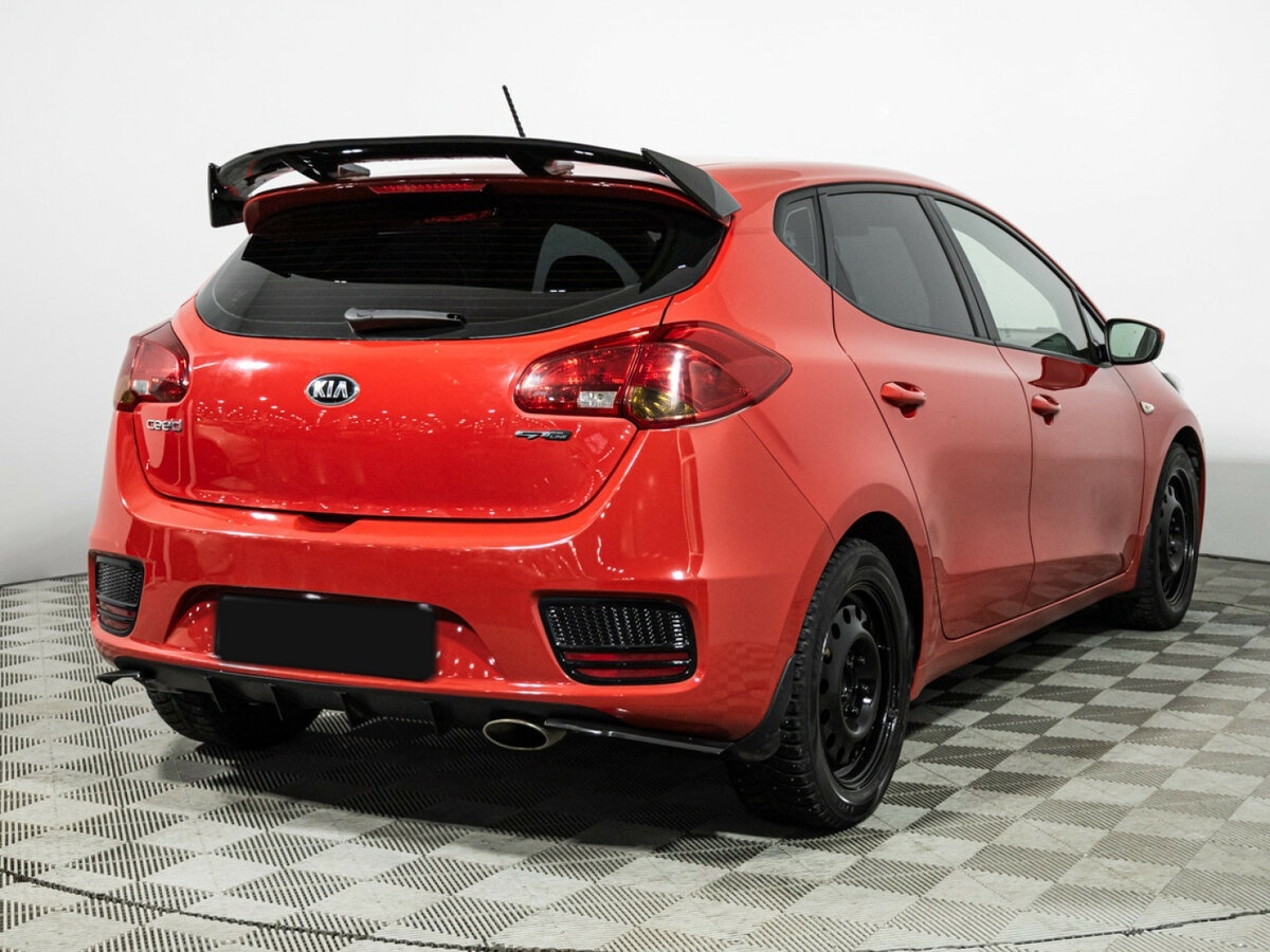 Купить Kia Ceed с пробегом. Фото: #4