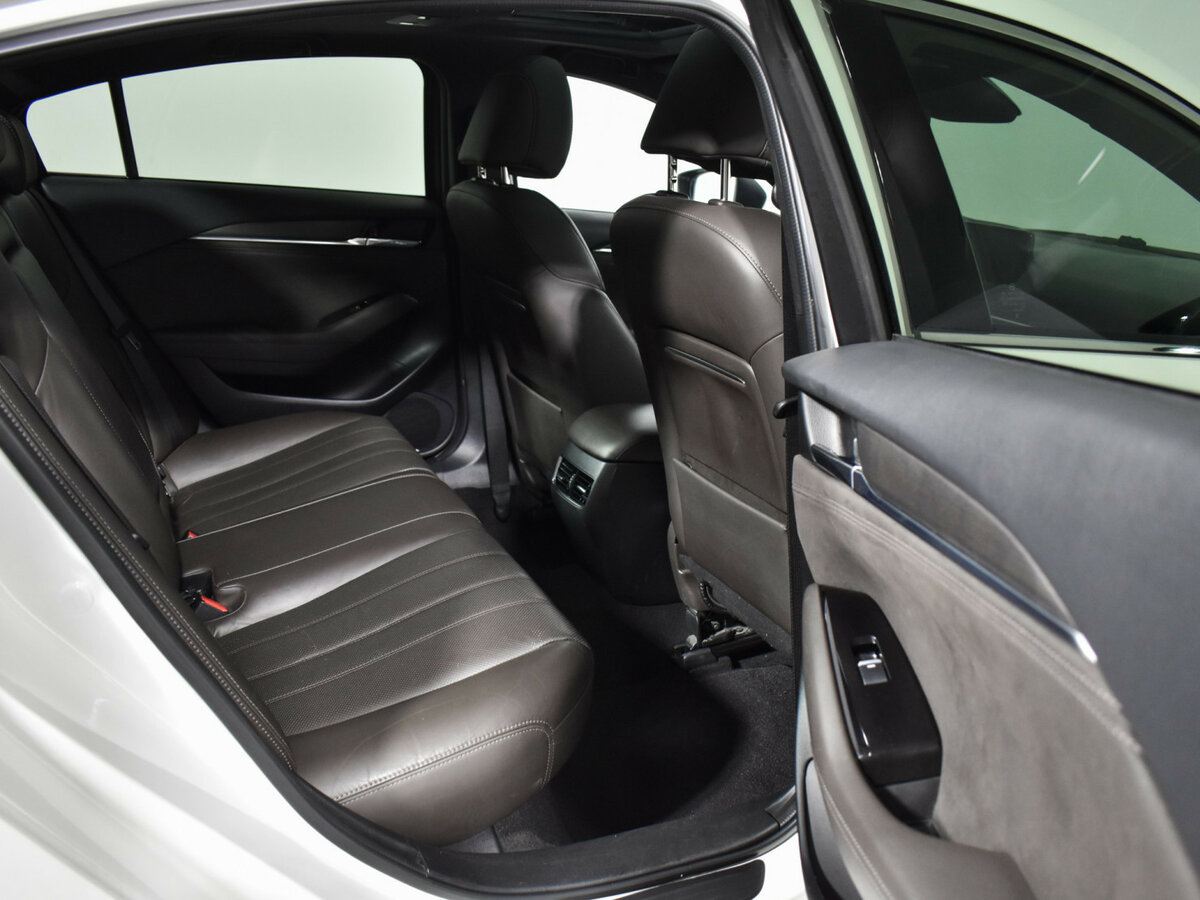 Купить Mazda 6 с пробегом. Фото: #11