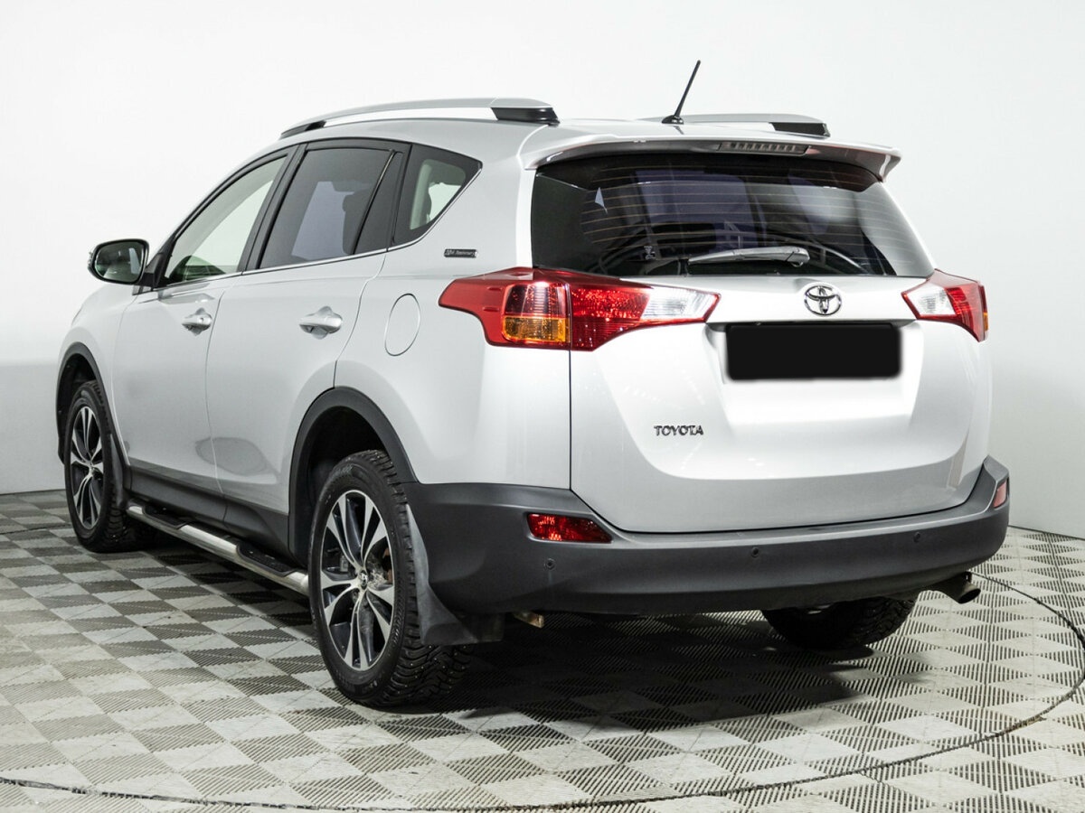 Купить Toyota RAV4 с пробегом. Фото: #6