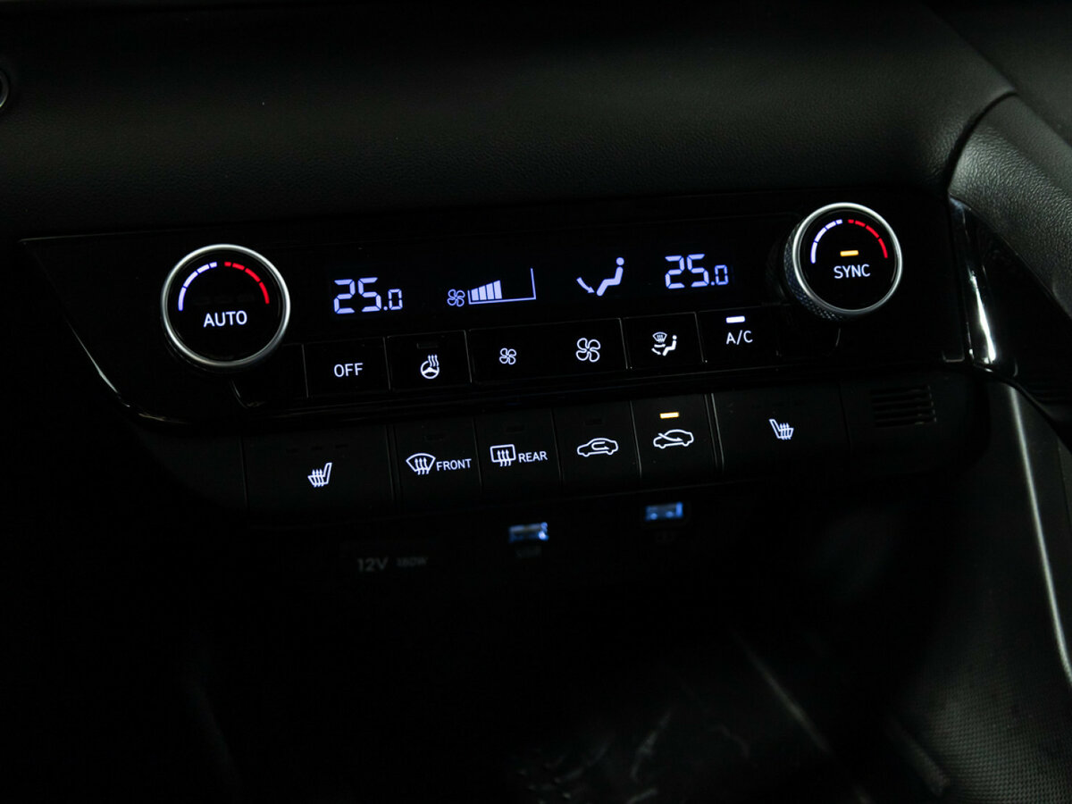 Купить Hyundai Elantra с пробегом. Фото: #14