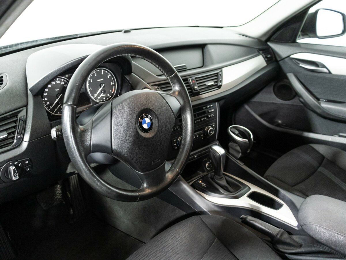 Купить BMW X1 с пробегом. Фото: #10