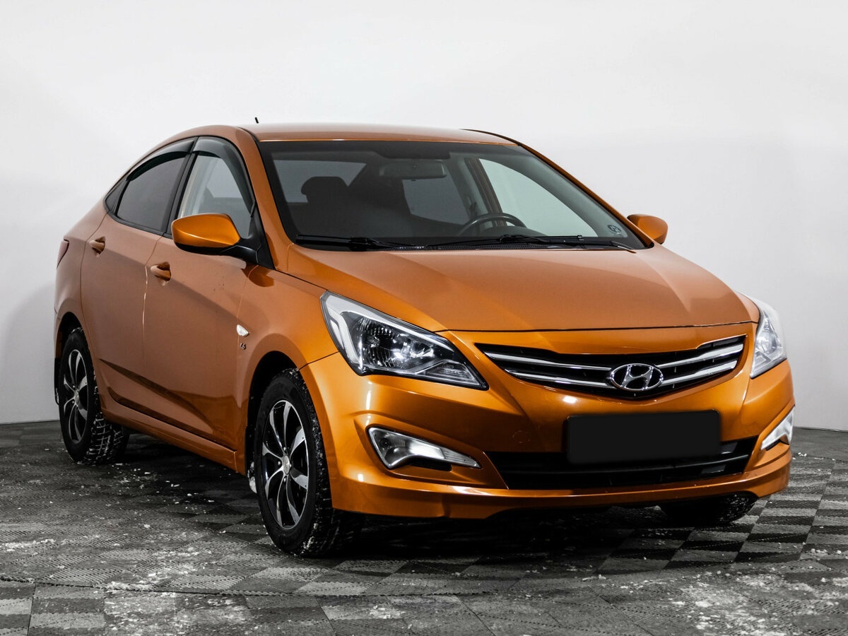 Купить Hyundai Solaris с пробегом. Фото: #2