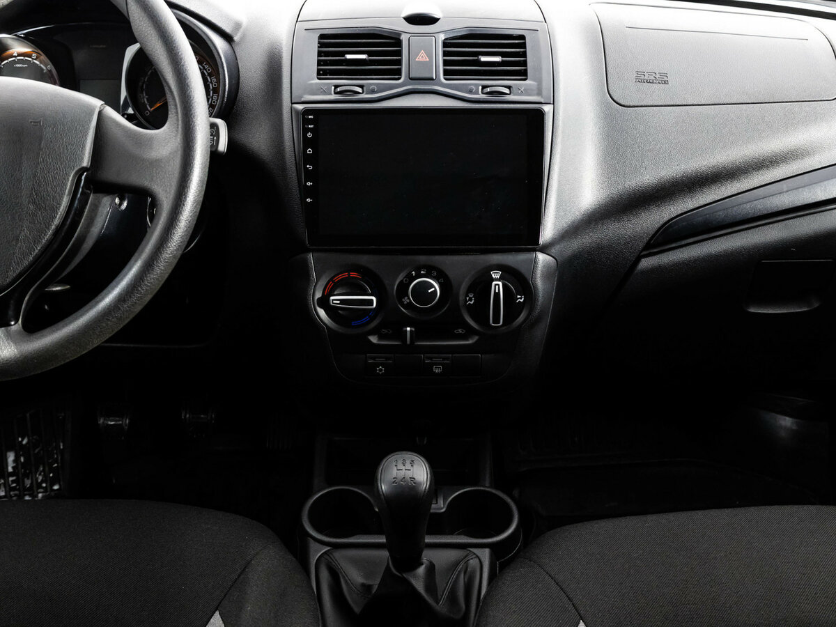 Купить Lada (ВАЗ) Granta с пробегом. Фото: #8