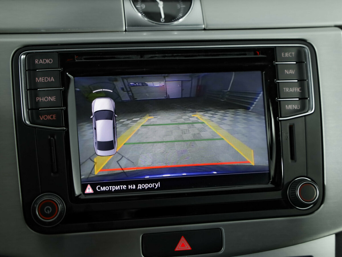 Купить Volkswagen Passat с пробегом. Фото: #16