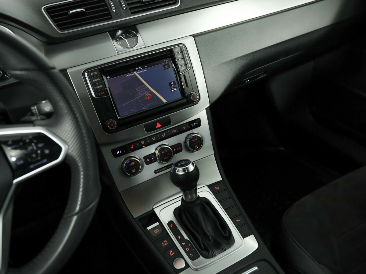Купить Volkswagen Passat с пробегом. Фото: #20