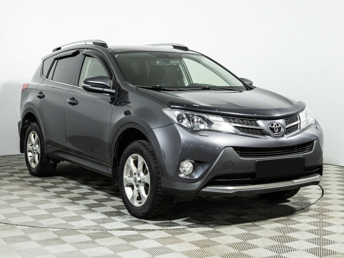 Купить Toyota RAV4 с пробегом. Фото: #2