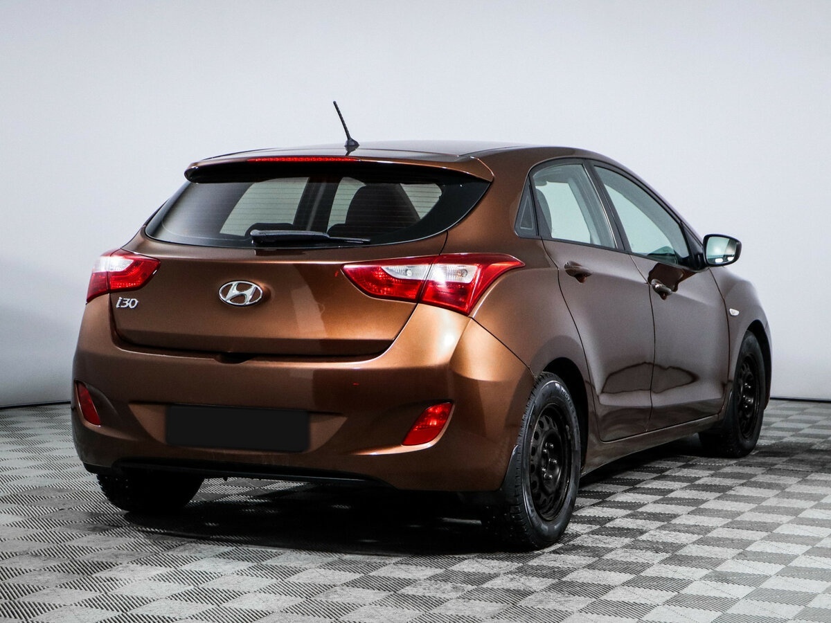 Купить Hyundai i30 с пробегом. Фото: #3