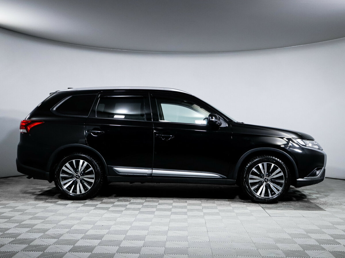 Купить Mitsubishi Outlander с пробегом. Фото: #3