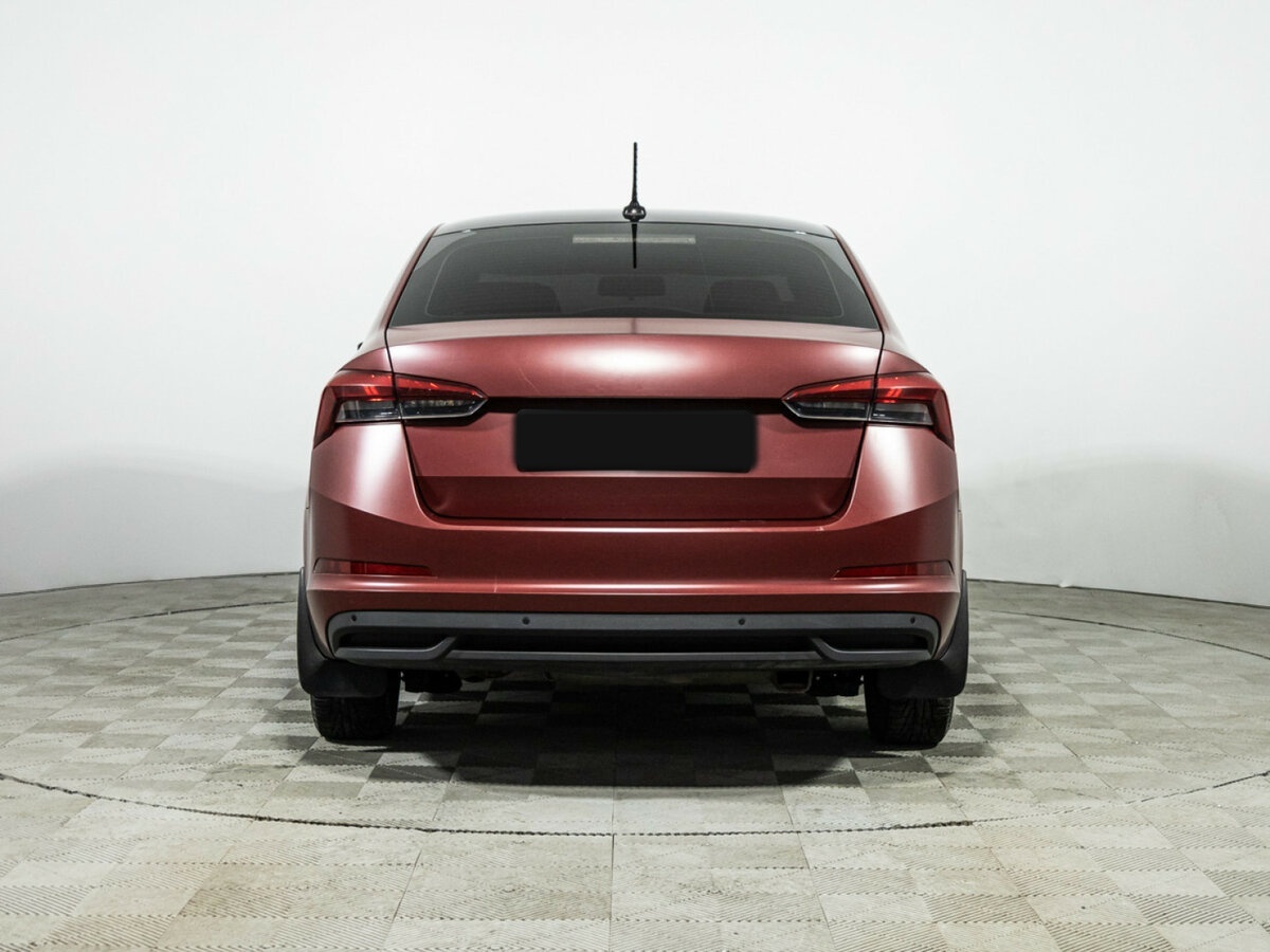 Купить Skoda Rapid с пробегом. Фото: #4