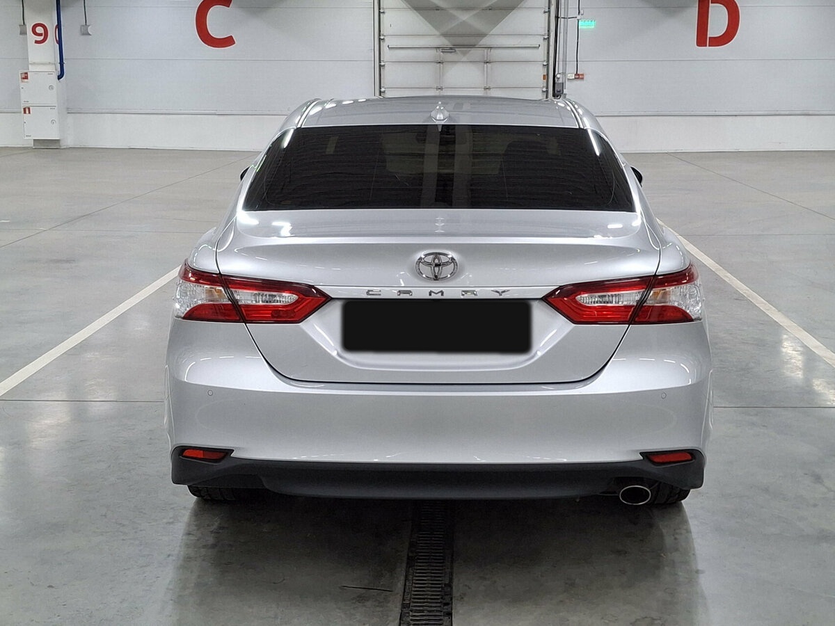 Купить Toyota Camry с пробегом. Фото: #5