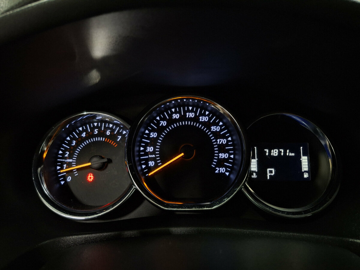 Купить Renault Logan с пробегом. Фото: #12