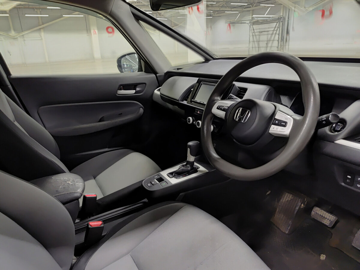 Купить Honda Fit с пробегом. Фото: #15